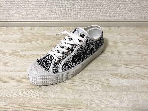 サイズ感・購入レビュー】ノベスタ×CDGのスニーカーを買ったので